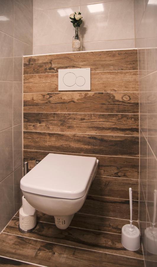 Guesthouse Zlatý Hrozen Česká Lípa Exteriér fotografie
