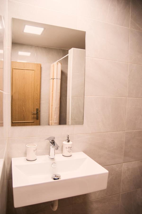 Guesthouse Zlatý Hrozen Česká Lípa Exteriér fotografie